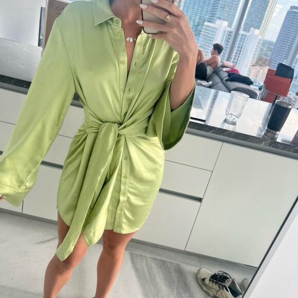 New Song of Style Marta Pistachio Green Mini Dress Wrap XS Revolve Satin - Picture 13 of 14